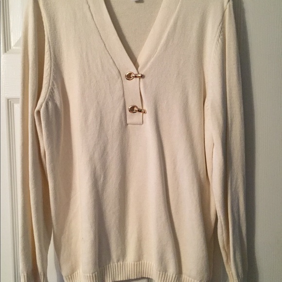 Sweater - Picture 1 of 2